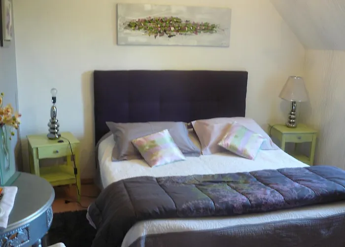 Les Mésanges Couette-café 3*