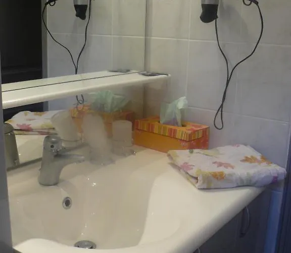 Couette-café Les Mésanges 3*