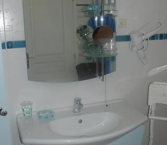 Les Mésanges Couette-café Estréelles